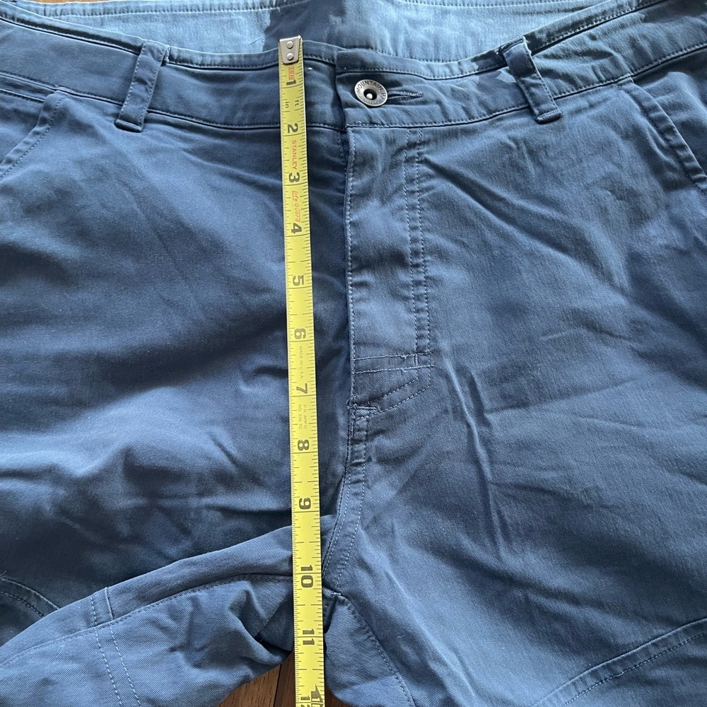 Mountain Hardware Men’s AP active pants - Picture 11 of 17